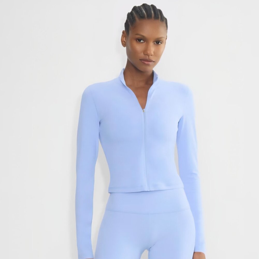 NWT Aritzia GOLDEN BUTTER New Limit Zip-Up Dayflower Blue L